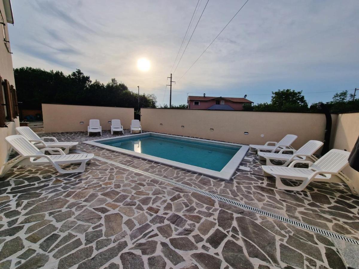 The Setting Sun Apartment